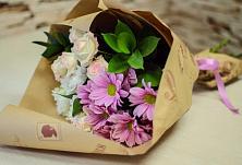 Букет цветов из:  Розы и Хризантемы #REPLACE_PRED# Малой Сердобе