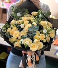 Букет цветов из:  Розы и Лизиантусы #REPLACE_PRED# Малой Сердобе